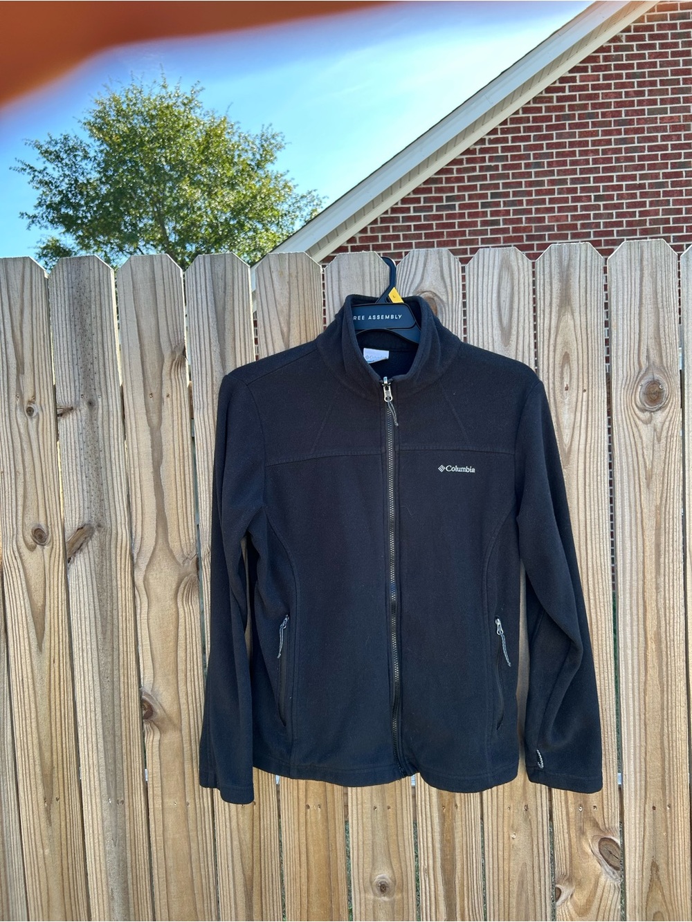 Columbia Women’s Black Lightweight Full-Zip Jacket